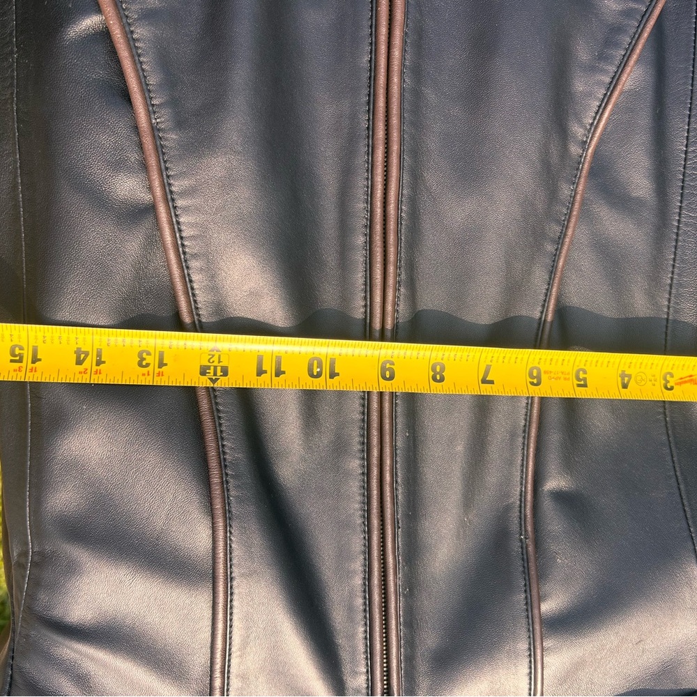 Soft Genuine Leather Jacket with Leopard-print Lining - Picture 8 of 16
